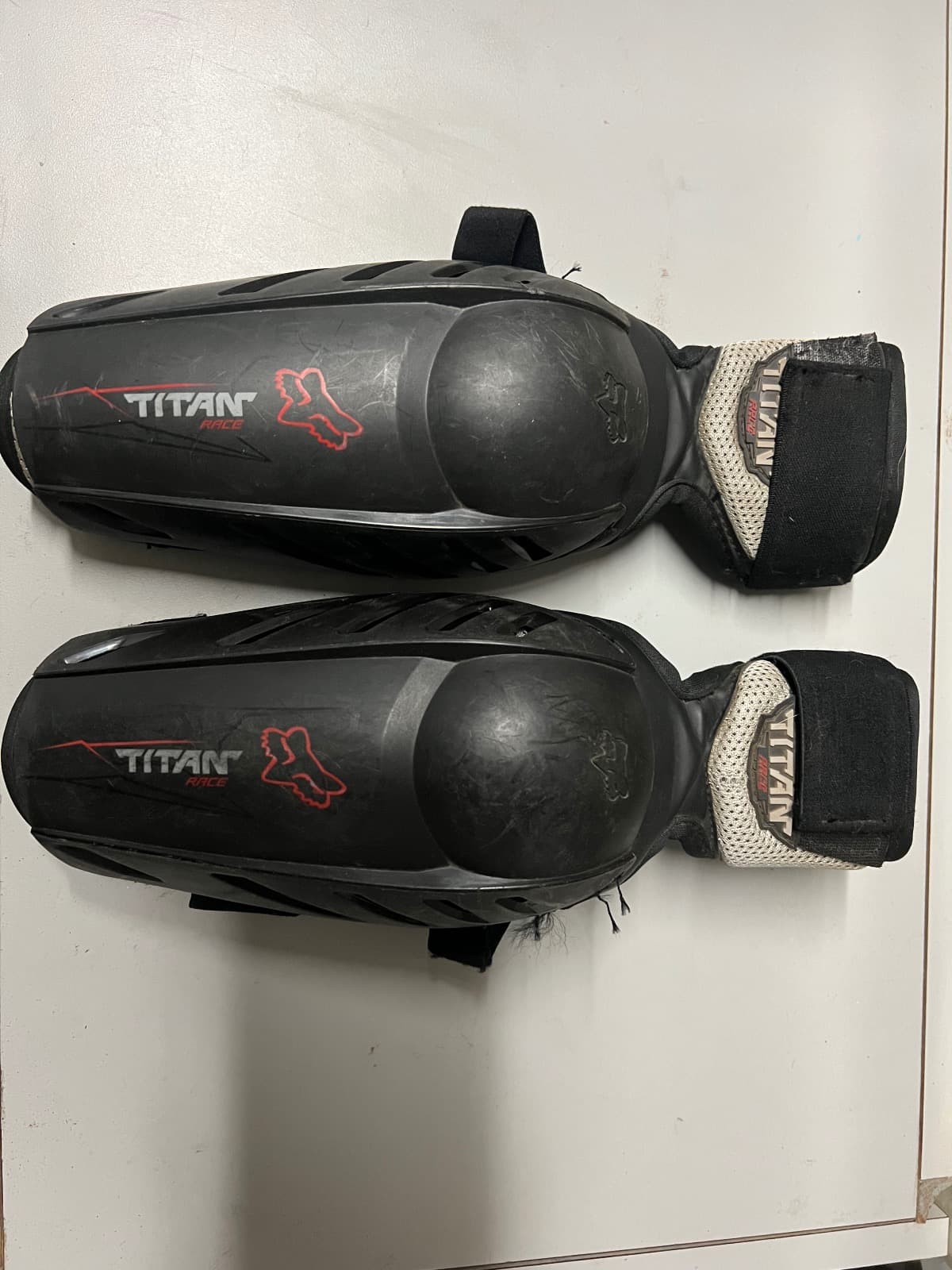 Fox Titan elbow pads