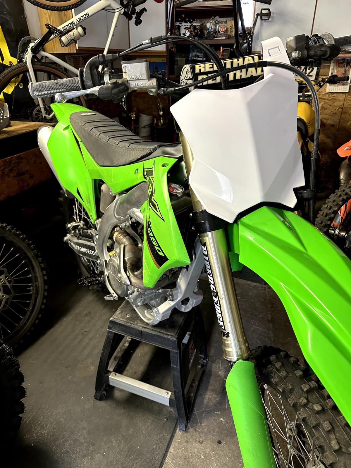 2022 KX250