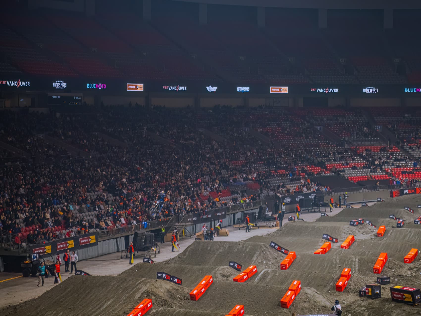 Supercross vs. Motocross: Essential Differences to Know