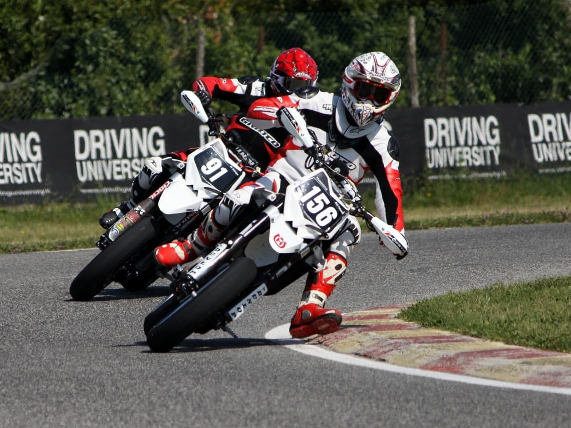 Supermoto Racing Basics: A Beginner's Guide to Thrills
